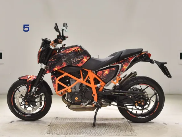 KTM 690 Duke 2017, чёрный, фото 2