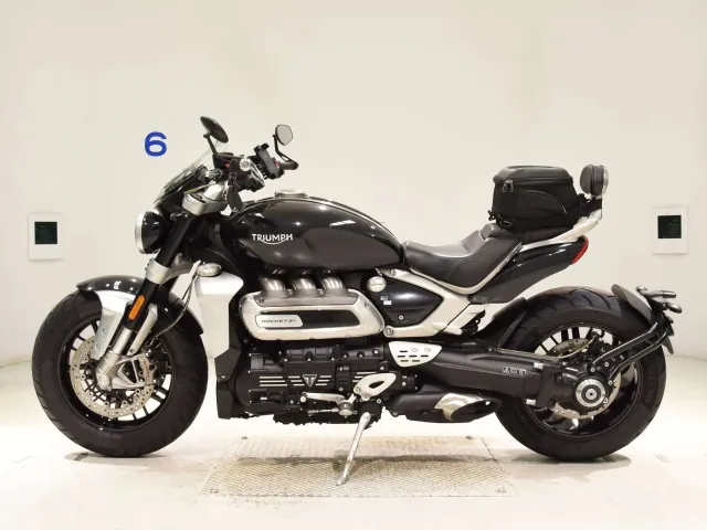 Triumph ROCKET III R 2020, чёрный, фото 2