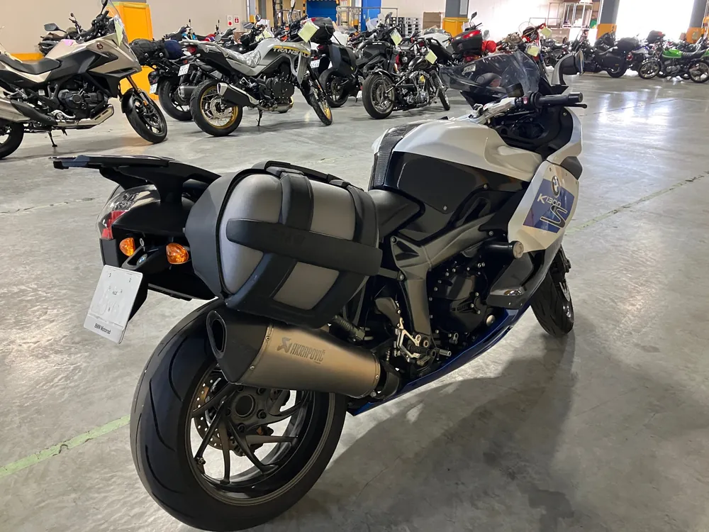 BMW K1300S 2012, белый, синий, фото 2