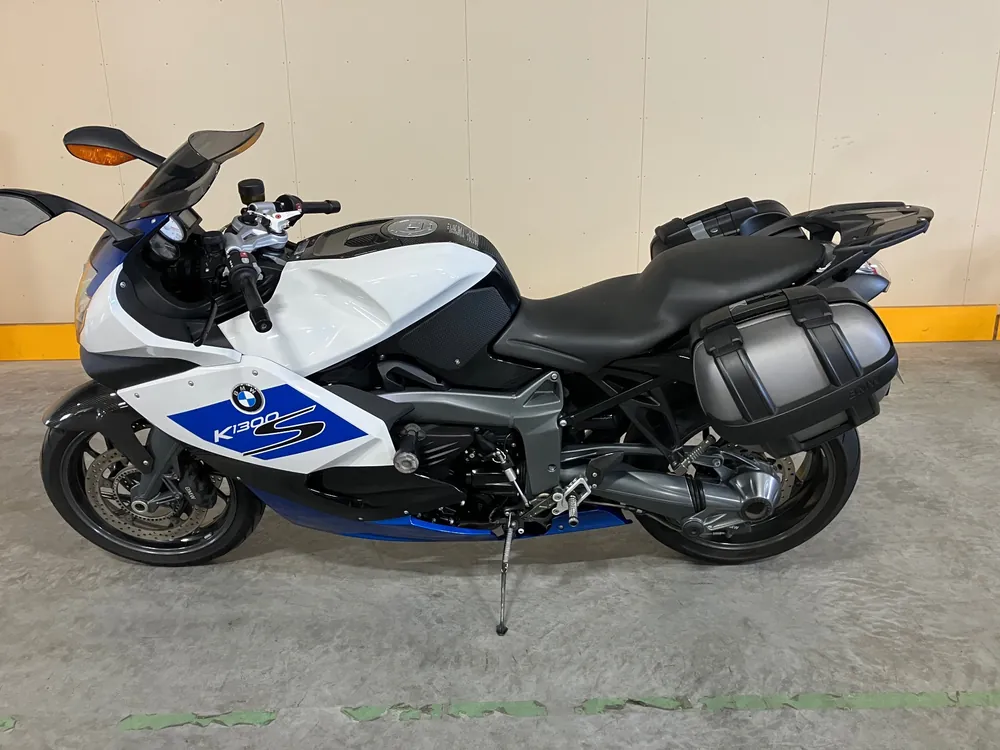 BMW K1300S 2012, белый, синий, фото 4