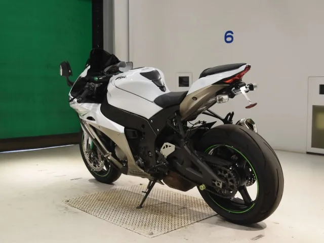 Kawasaki ZX-10RA 2017, белый, фото 6