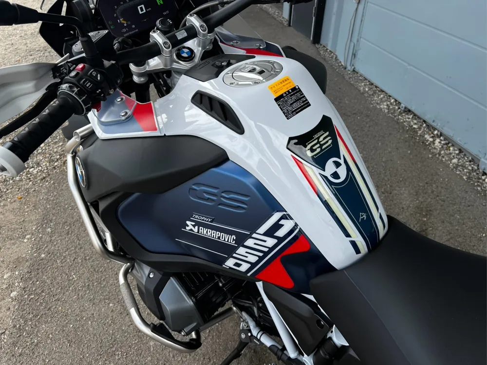 BMW R1250Gs 2023, white / blue, фото 12