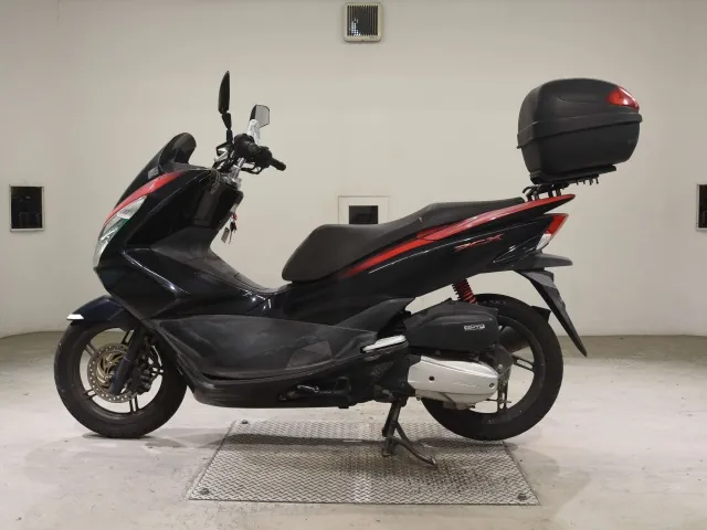 Honda PCX JF56, red | black, фото 2