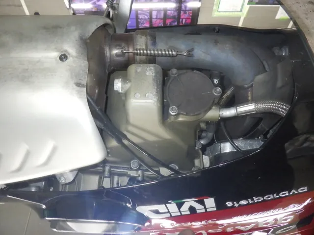 Ducati Paniga-Rev4S 2021, красный, фото 7
