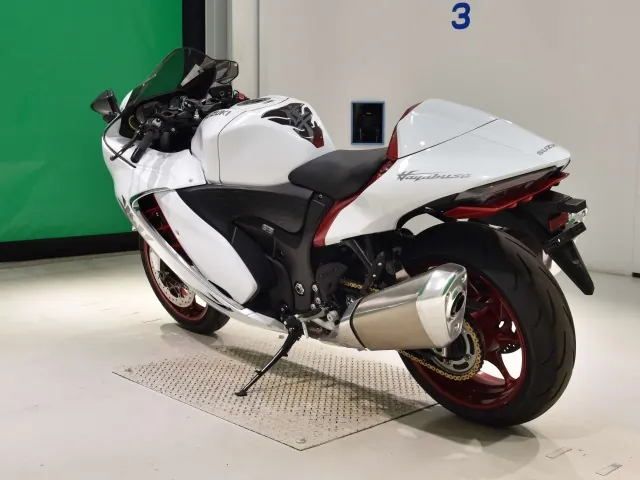 Suzuki Hayabusa 2021, white | red, фото 6