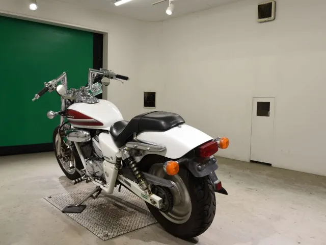 Honda V-Twin Magna 250, white | red, фото 6