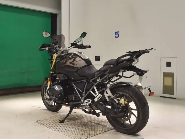 BMW R1200R 2018, light brown, фото 6