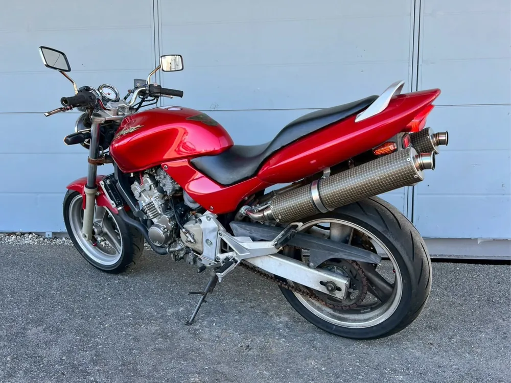 Honda Hornet 250, красный, фото 4