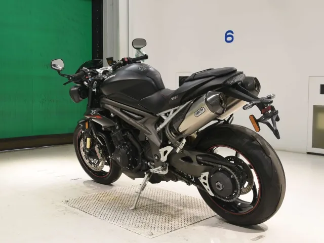 Triumph Speed Triple RS 2019, matt black, фото 6