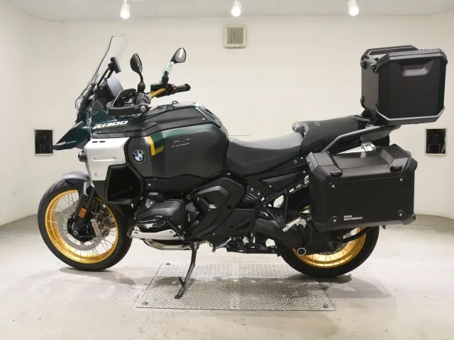 BMW R1300Gs Adv Asa 2026, зелёный, фото 2