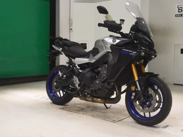 Yamaha Tracer 9 GT 2022, серебристый, фото 3