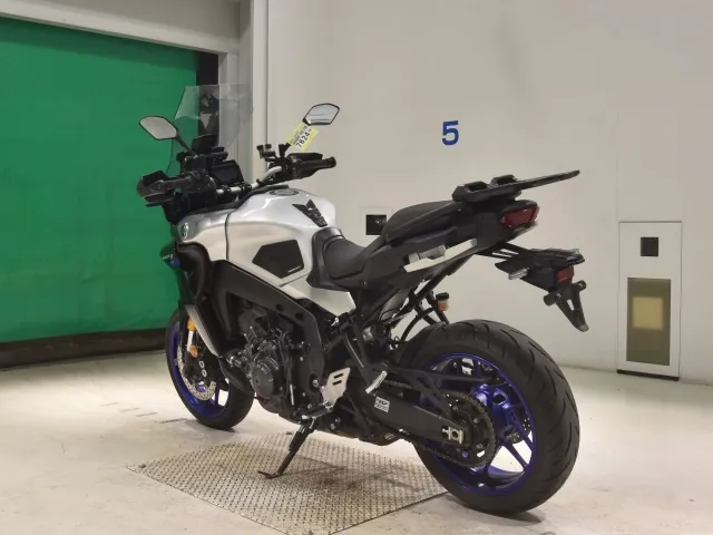 Yamaha Tracer 9 GT 2022, серебристый, фото 6