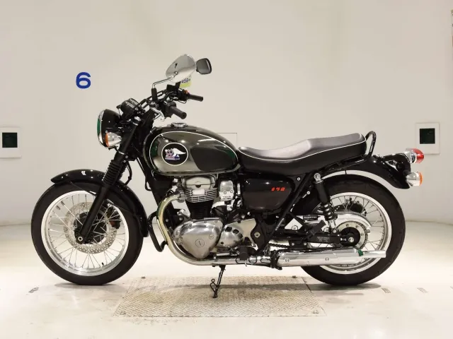 Kawasaki W800-2 2021, чёрный, фото 2