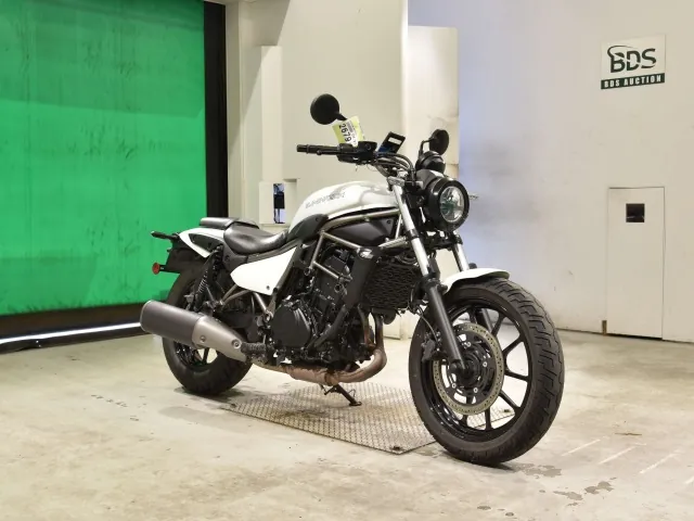 Kawasaki Eliminator 400SE 2023, белый, фото 3