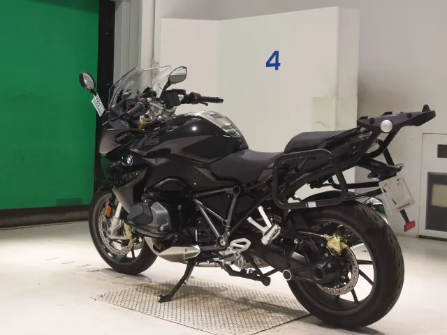 BMW R1250RS 2024, black | silver, фото 6