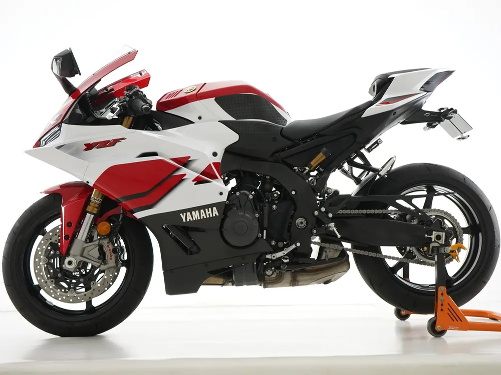 Yamaha Yzf-R970Th 2026, white / red, фото 2