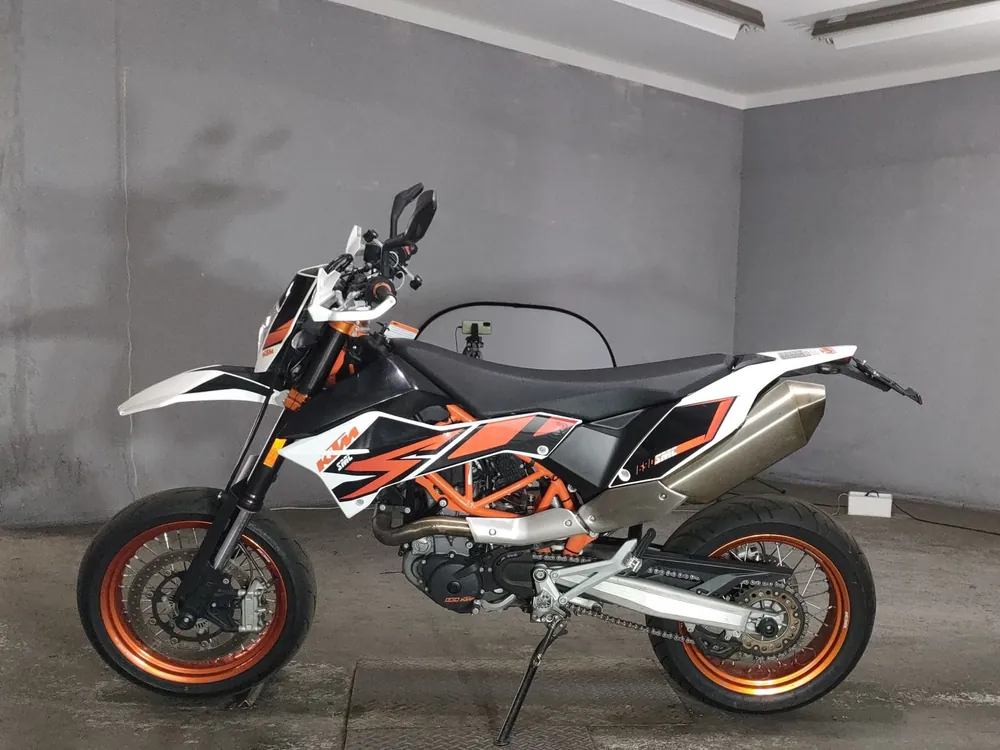 KTM 690 SMC R 2014, white/black, фото 2