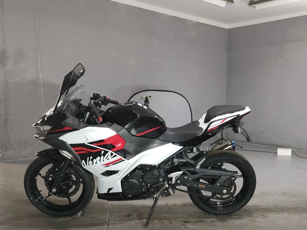 Kawasaki Ninja 400, белый, фото 2