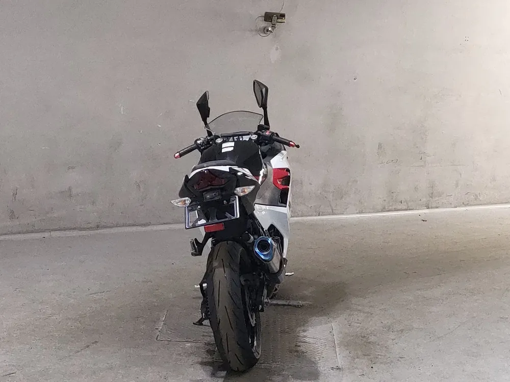 Kawasaki Ninja 400, белый, фото 4