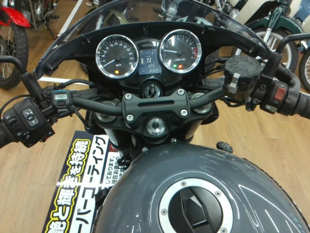 Kawasaki Z900RS 2018, gray/silver, фото 3