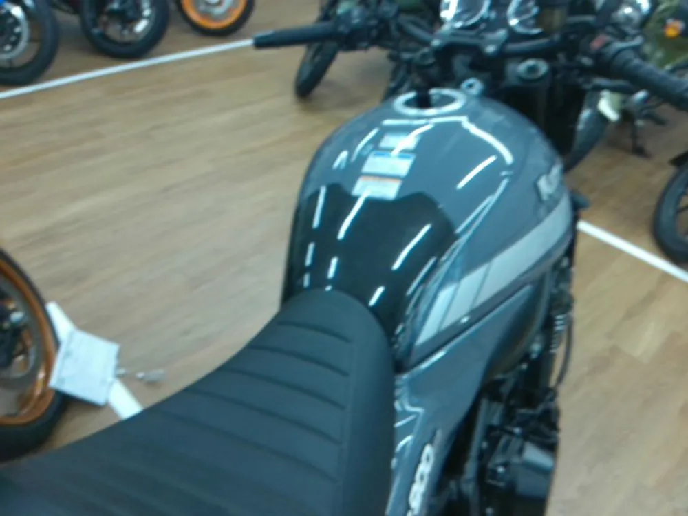 Kawasaki Z900RS 2018, gray/silver, фото 4