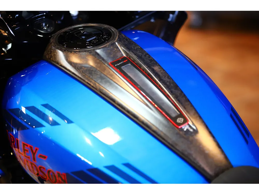 Harley-Davidson FLTRXSTSE CVO 2026, синий, фото 6