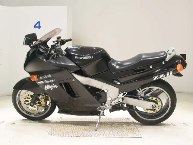Kawasaki ZZ-R1100 1992, чёрный, фото 2