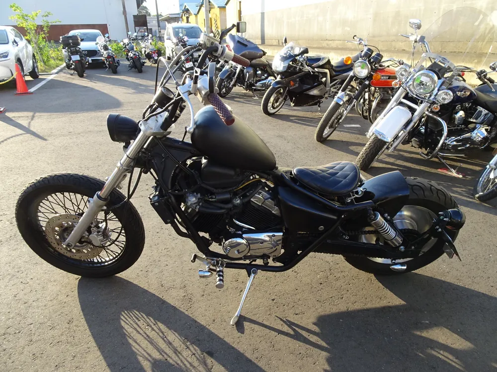 Honda V-Twin Magna 250, mat black, фото 2