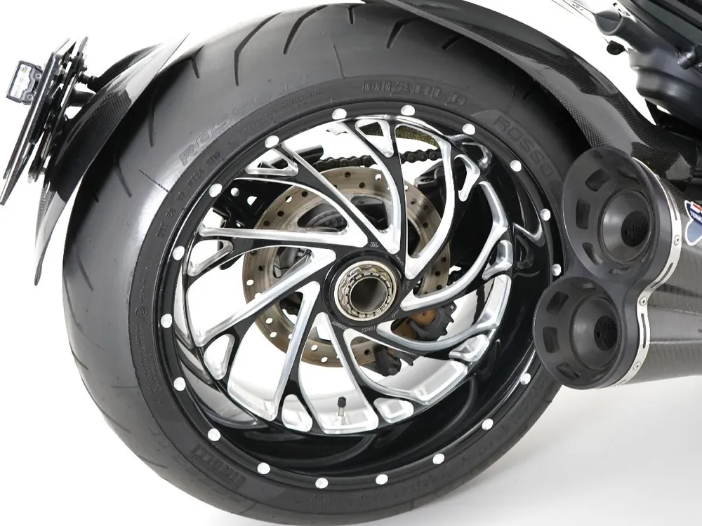 Ducati Diavel 2011, фото 8