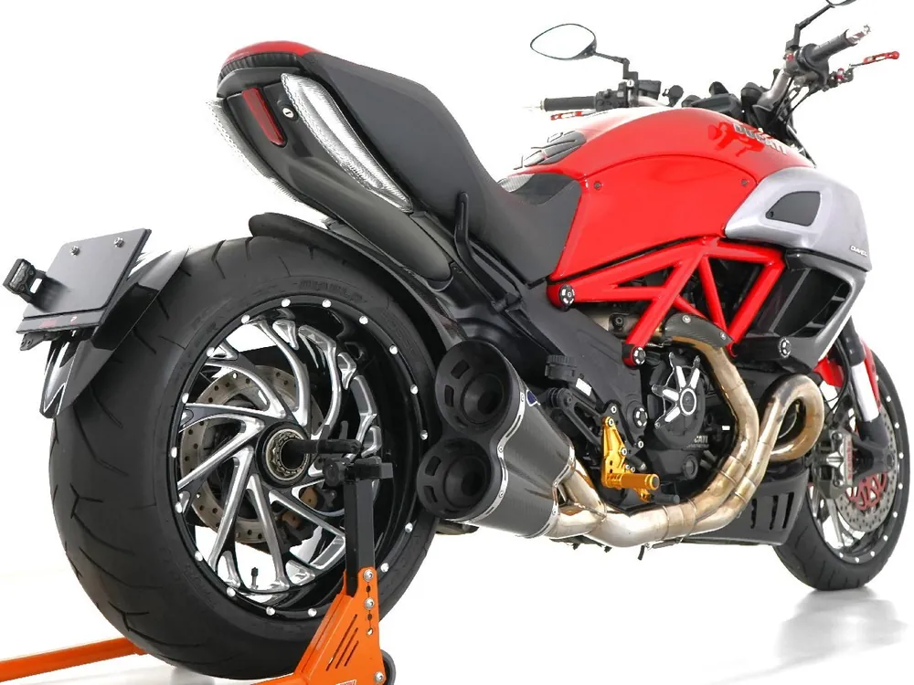 Ducati Diavel 2011, фото 6