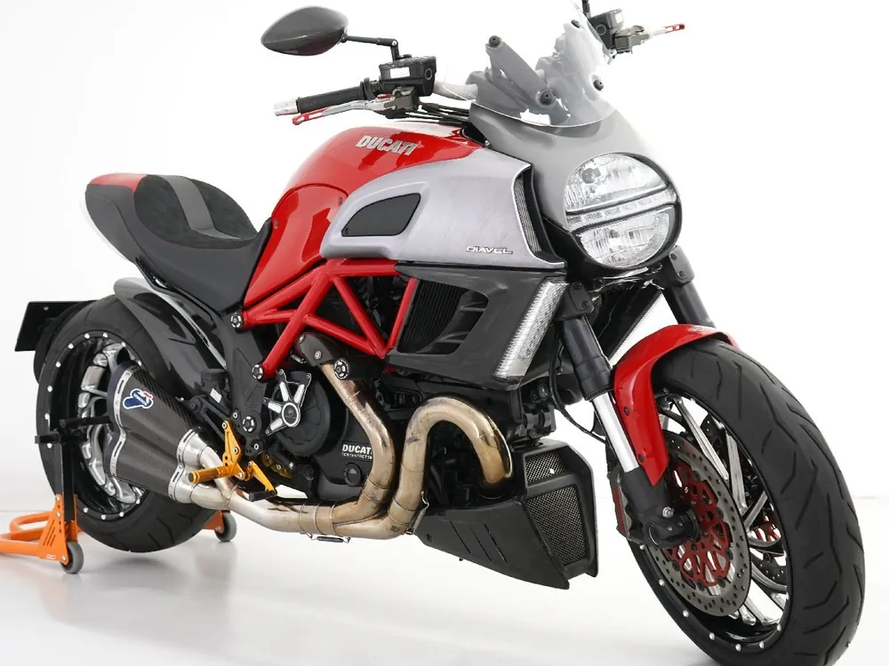 Ducati Diavel 2011, фото 7