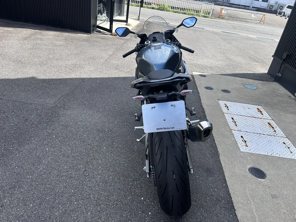 BMW S1000Rr 2026, серый, фото 7