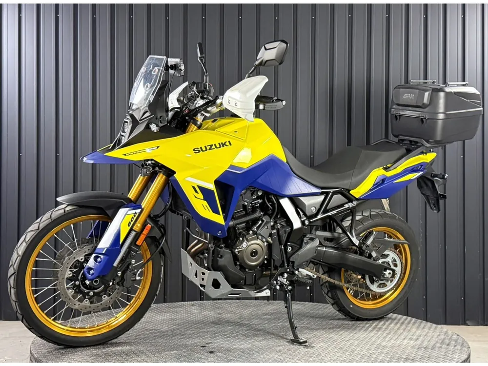 Suzuki V-Strom 800 2024, жёлтый, синий, фото 2