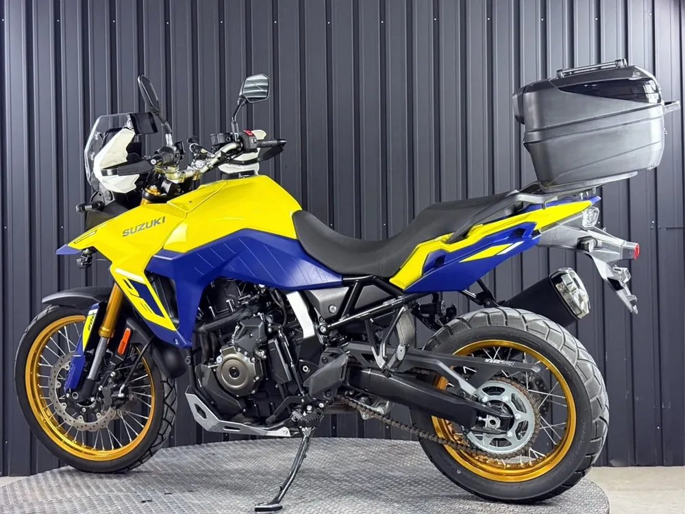 Suzuki V-Strom 800 2024, жёлтый, синий, фото 4