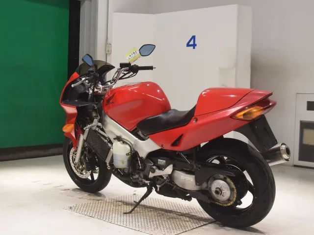 Honda VFR800 1999, красный, фото 6