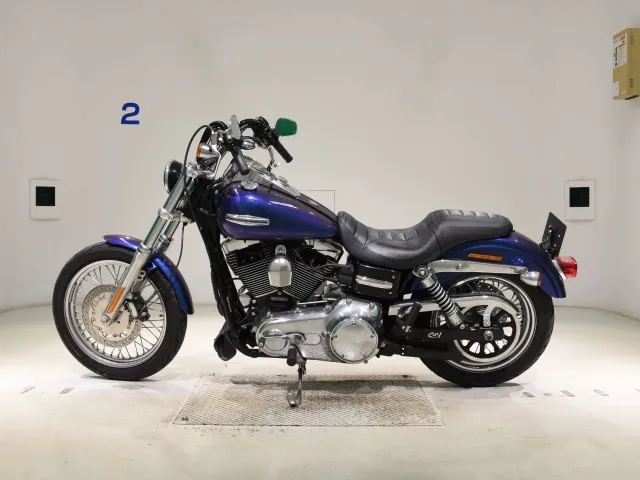 Harley-Davidson FXDC1580 2010, фиолетовый, фото 2