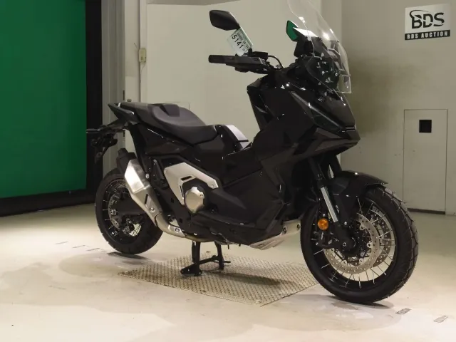 Honda X-ADV750 2026, чёрный, фото 3
