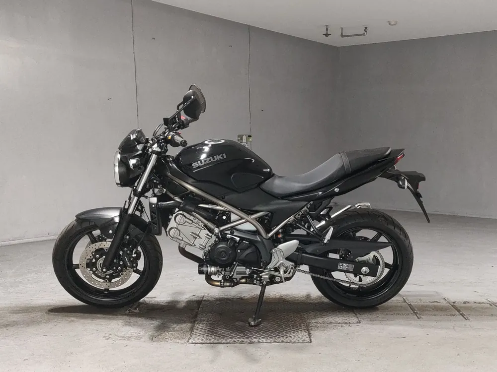 Suzuki SV650 2022, чёрный, фото 2