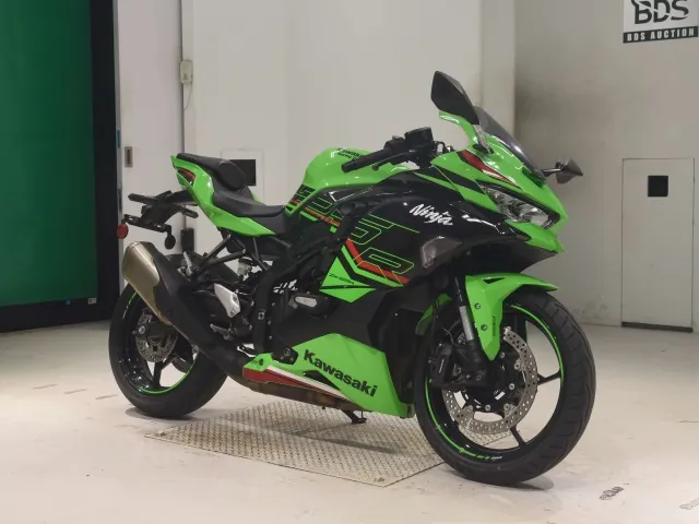 Kawasaki ZX-25R, black | green, фото 3