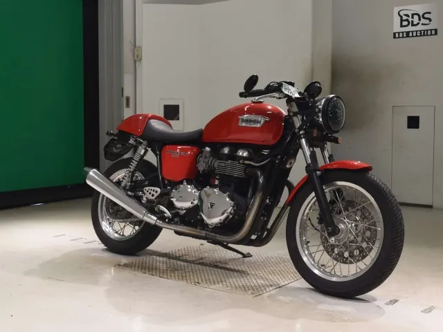 Triumph Thruxton 2009, красный, фото 3