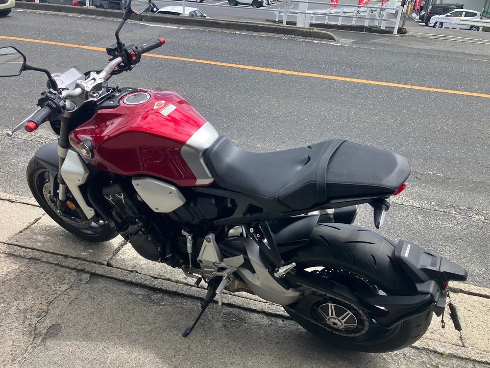 Honda CB1000R 2019, красный, фото 4