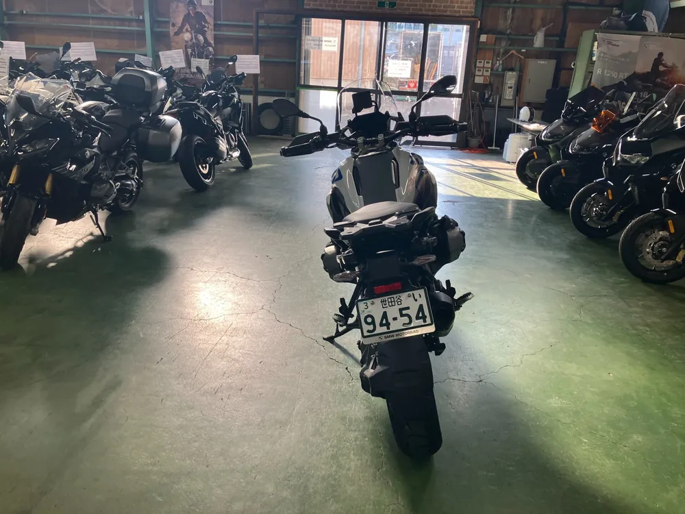 BMW R1300Gs Adv Asa 2025, белый, фото 4