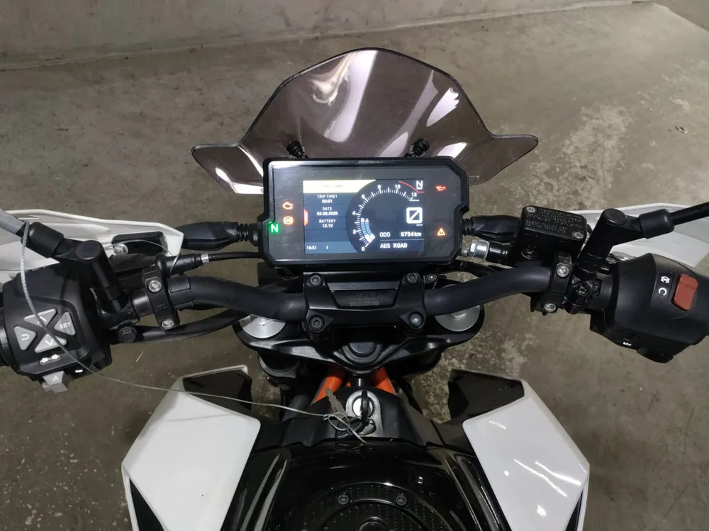 KTM 390 Duke 2021, white/black, фото 5