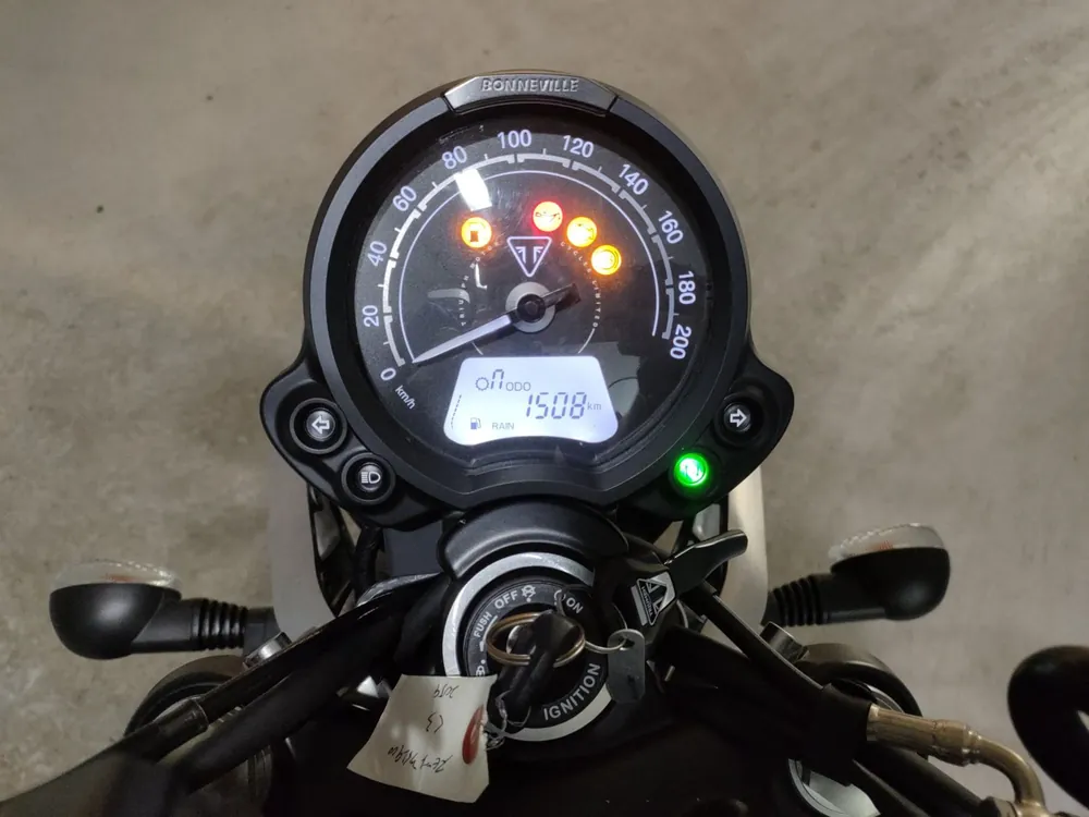 Triumph Speed Twin 900 2023, чёрный, фото 5