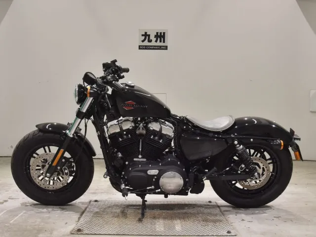 Harley-Davidson XL1200X 2022, чёрный, фото 2