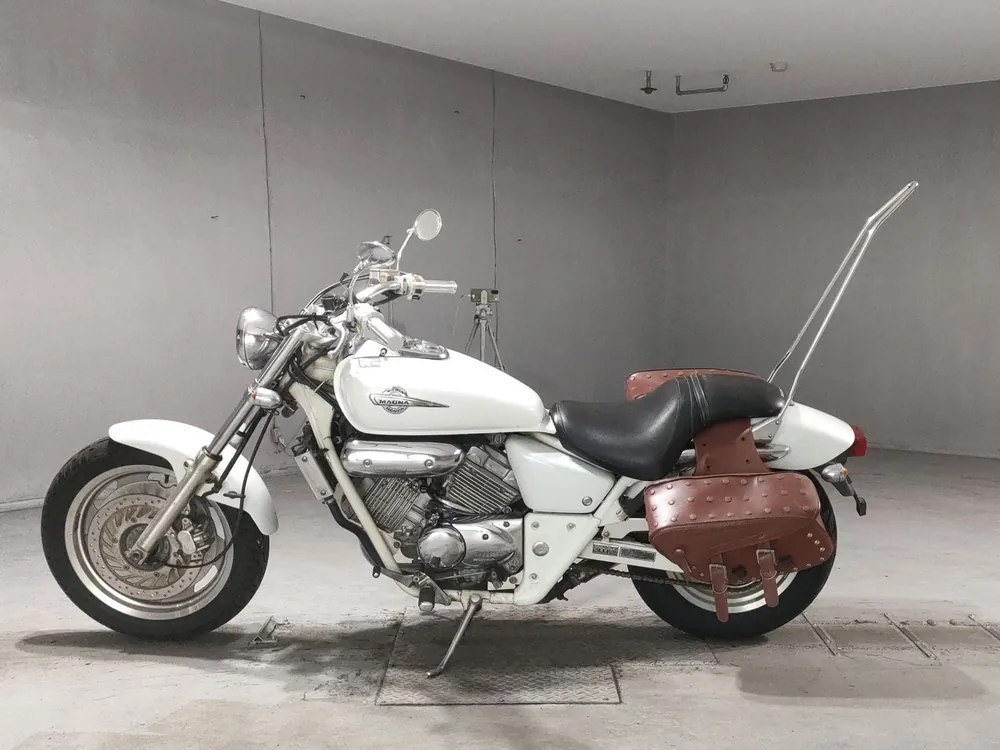 Honda V-Twin Magna 250, белый, фото 2