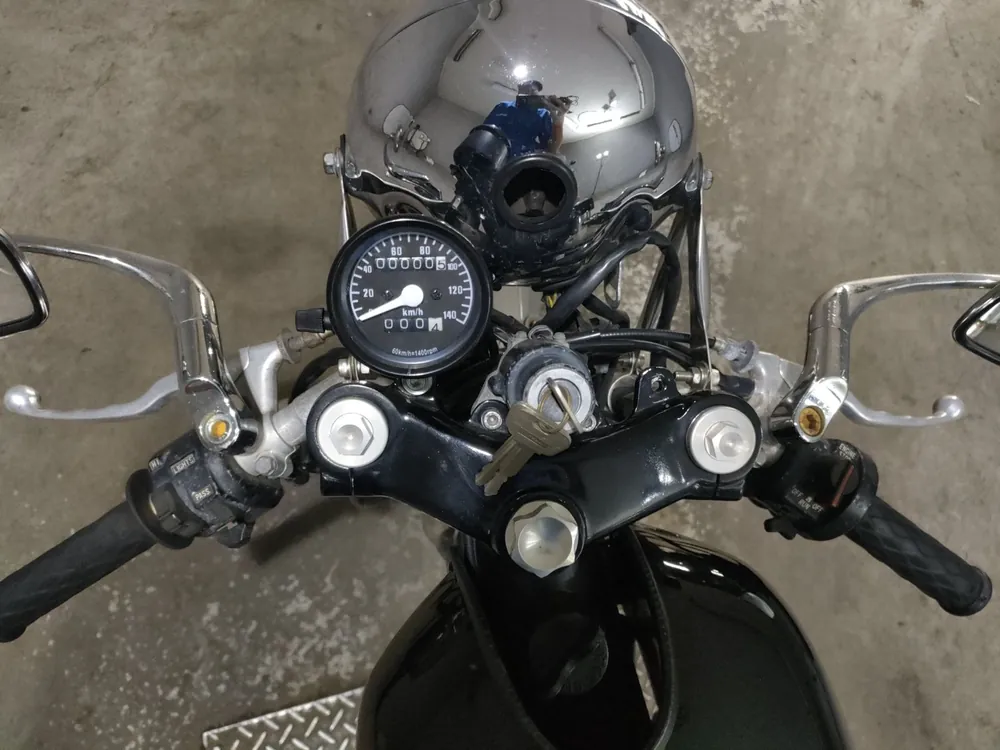 Yamaha SR400 1993, чёрный, фото 5