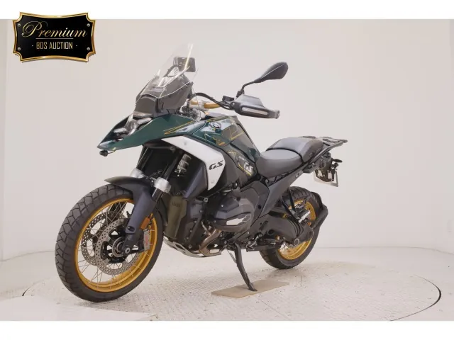BMW R1300GS 2024, зелёный, фото 4