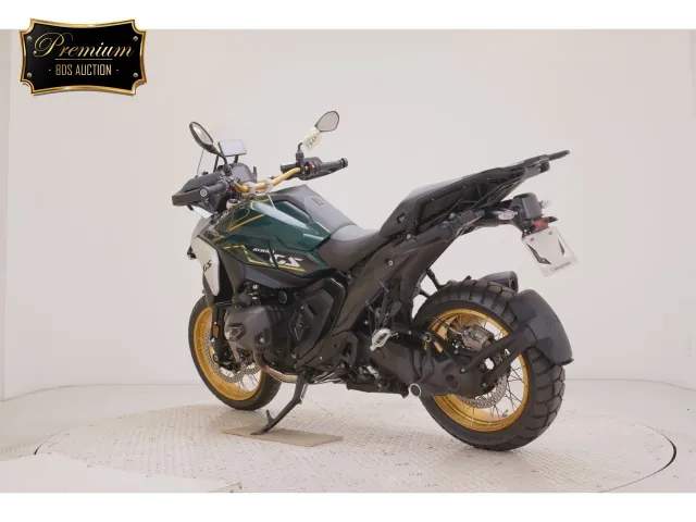 BMW R1300GS 2024, зелёный, фото 6