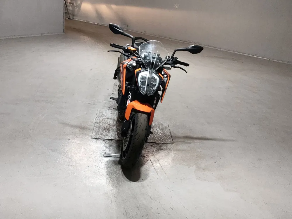 KTM 790 Duke 2021, серебристый, оранжевый, фото 3